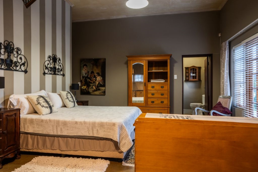 6 Bedroom Property for Sale in Wellington North Western Cape